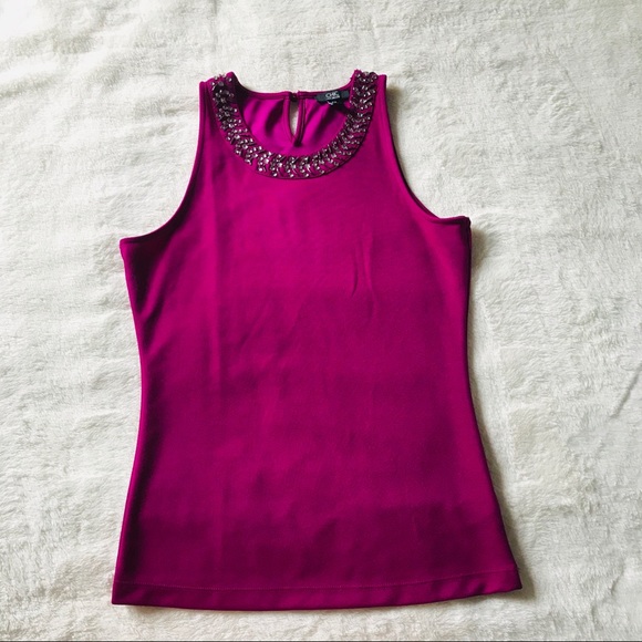 Magenta Sleeveless Top with beading - Picture 5 of 7
